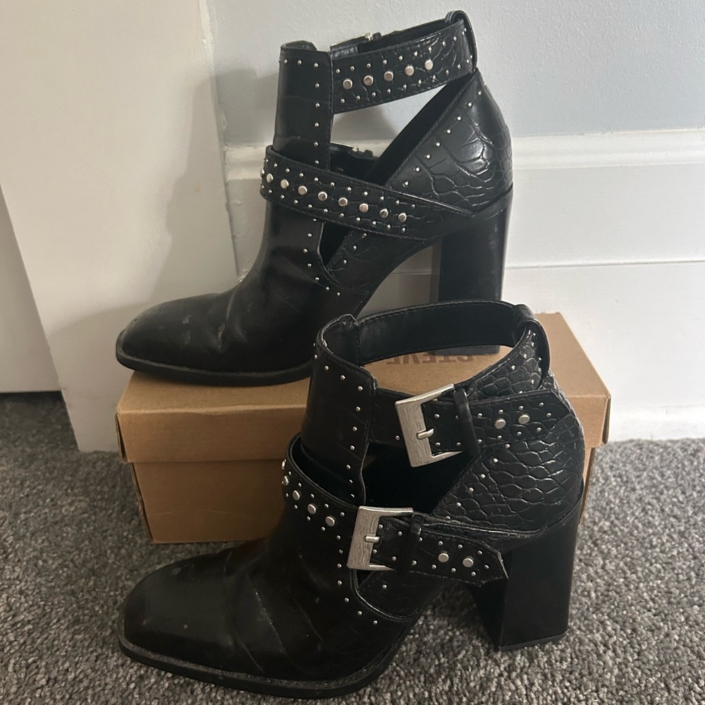Zara Size 38 Black Booties